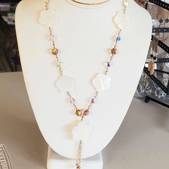 Handmade 14KG Filled Swarovski Crystal & Mother Of - Picture 1 of 4